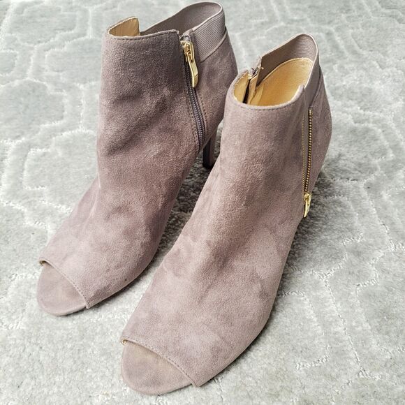 Liz Claiborne SOLSTICE Ankle Boots Womens Size 11M beigy gray peep toe heels - Picture 8 of 14